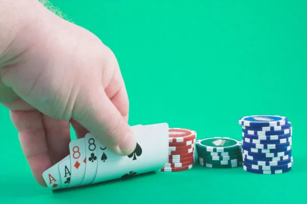 Tải Sunwin – Phân Biệt Xì Tố Và Poker Dễ Dàng, Đơn Giản 3